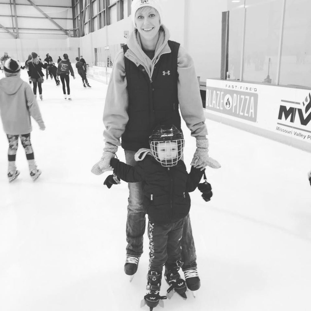 Meet your Posher, Casandra